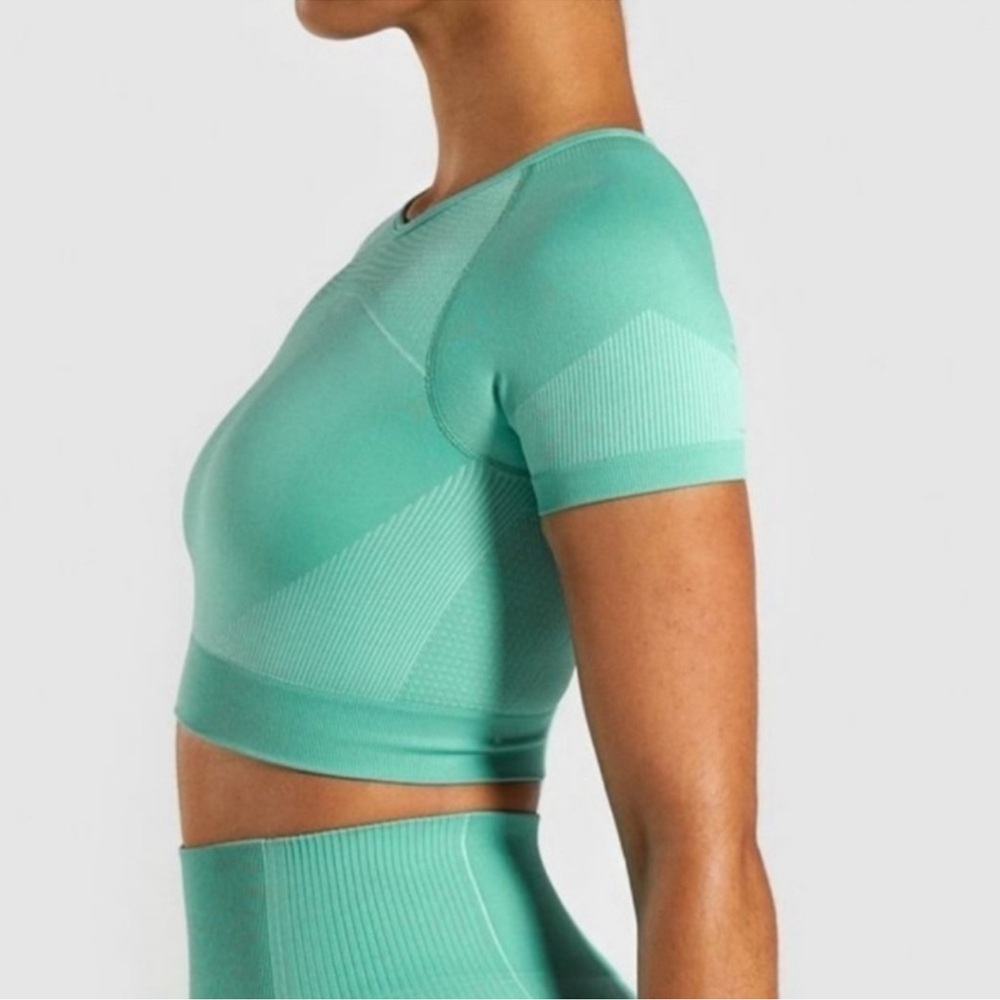 Gymshark Ultra Seamless Cutout Crop Top - Picture 2 of 9